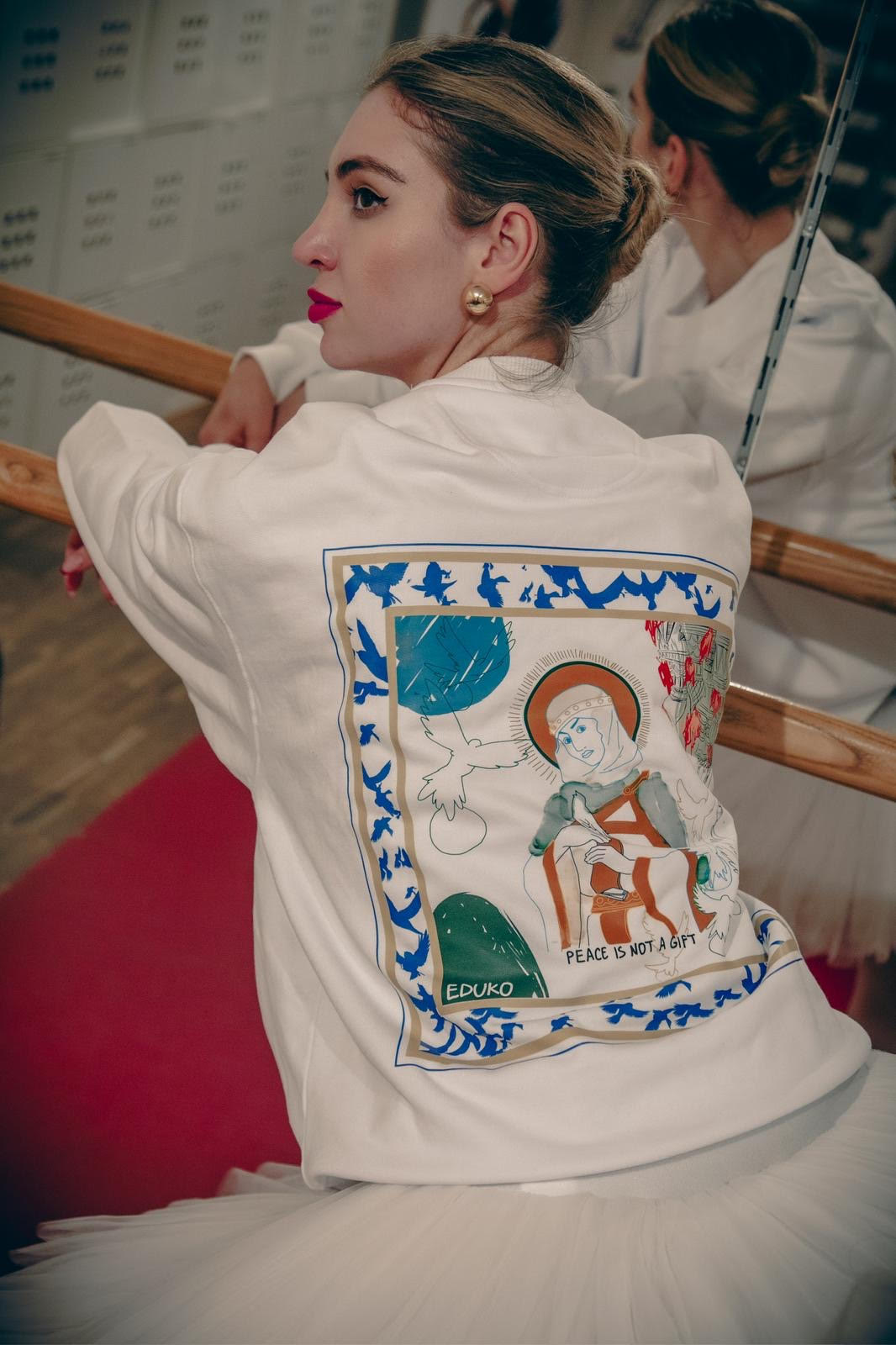 Olga von Kyjiw Sweater
