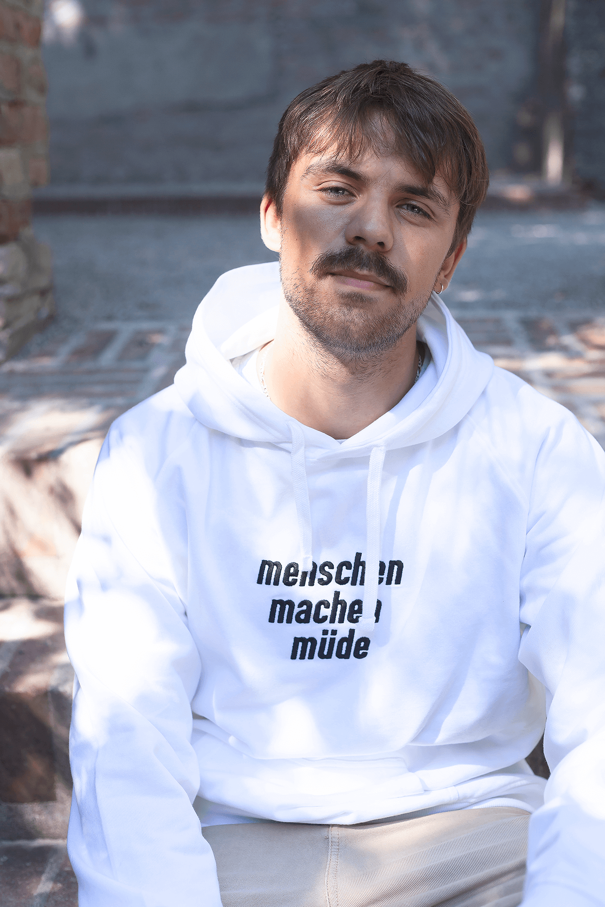 Menschen machen müde Hoodie